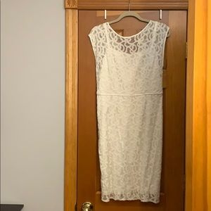 White lace knee length dress Great Condition
